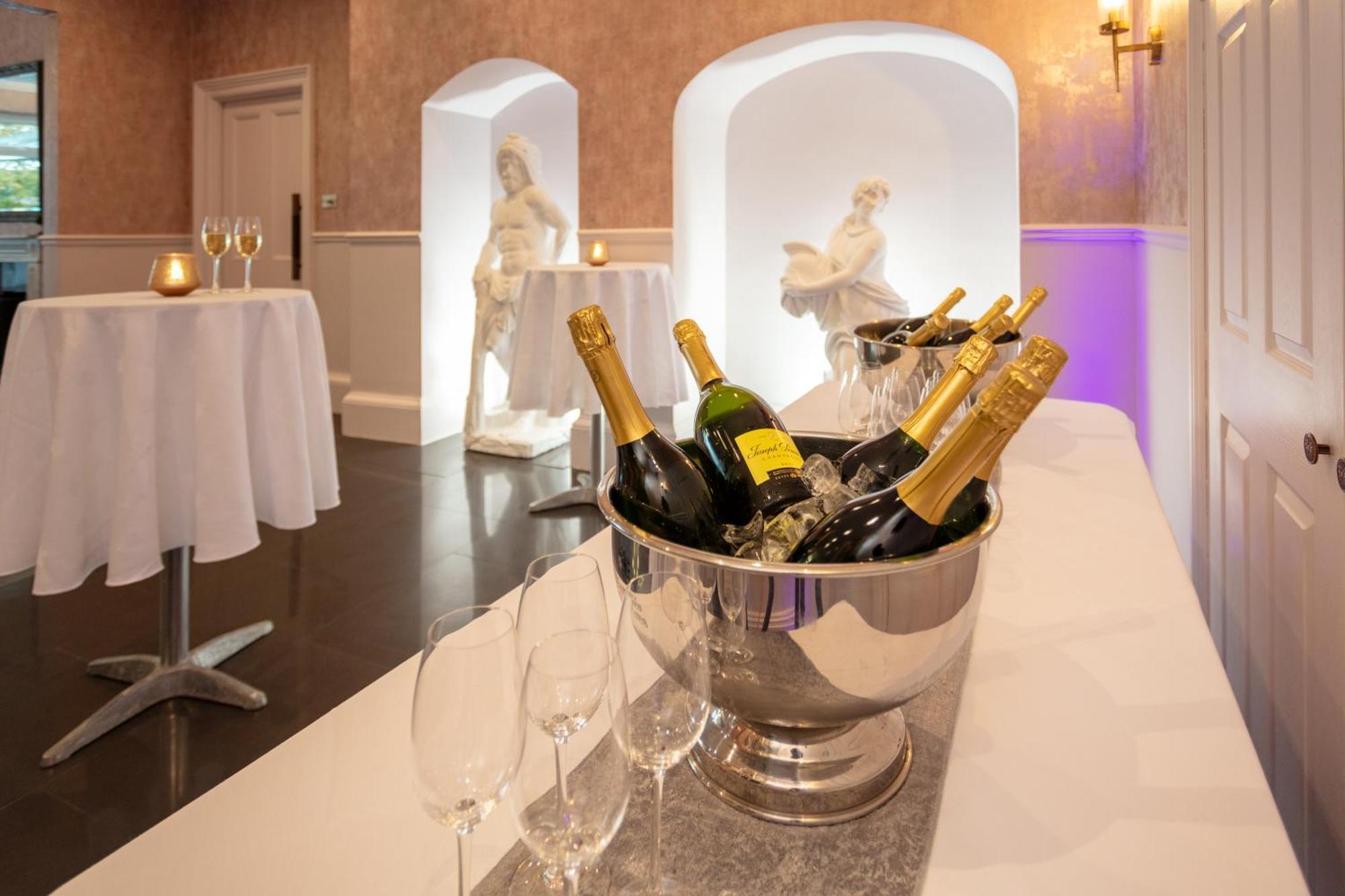 Hotel Savoy Saint Helier Jersey Екстериор снимка