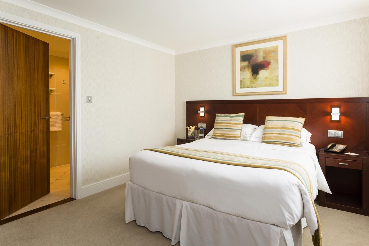 Hotel Savoy Saint Helier Jersey Екстериор снимка