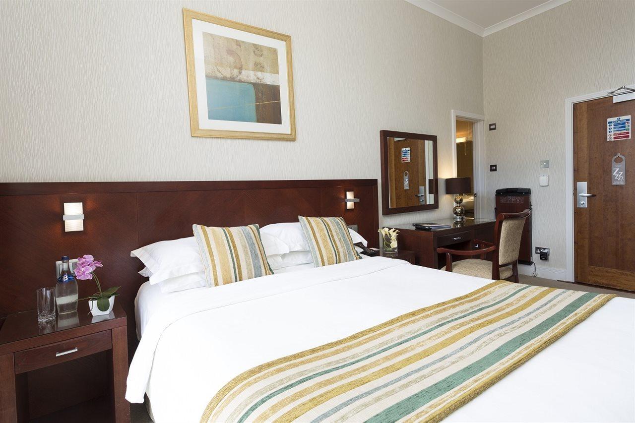Hotel Savoy Saint Helier Jersey Екстериор снимка