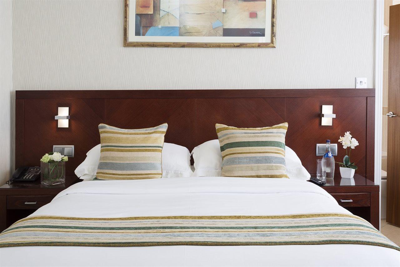 Hotel Savoy Saint Helier Jersey Екстериор снимка
